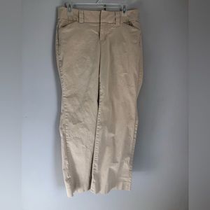 Kaki pants